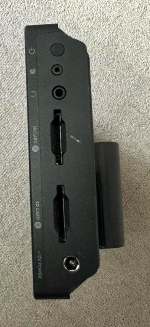 Blackmagic videoassist 4K モニター レコーダー 録画機