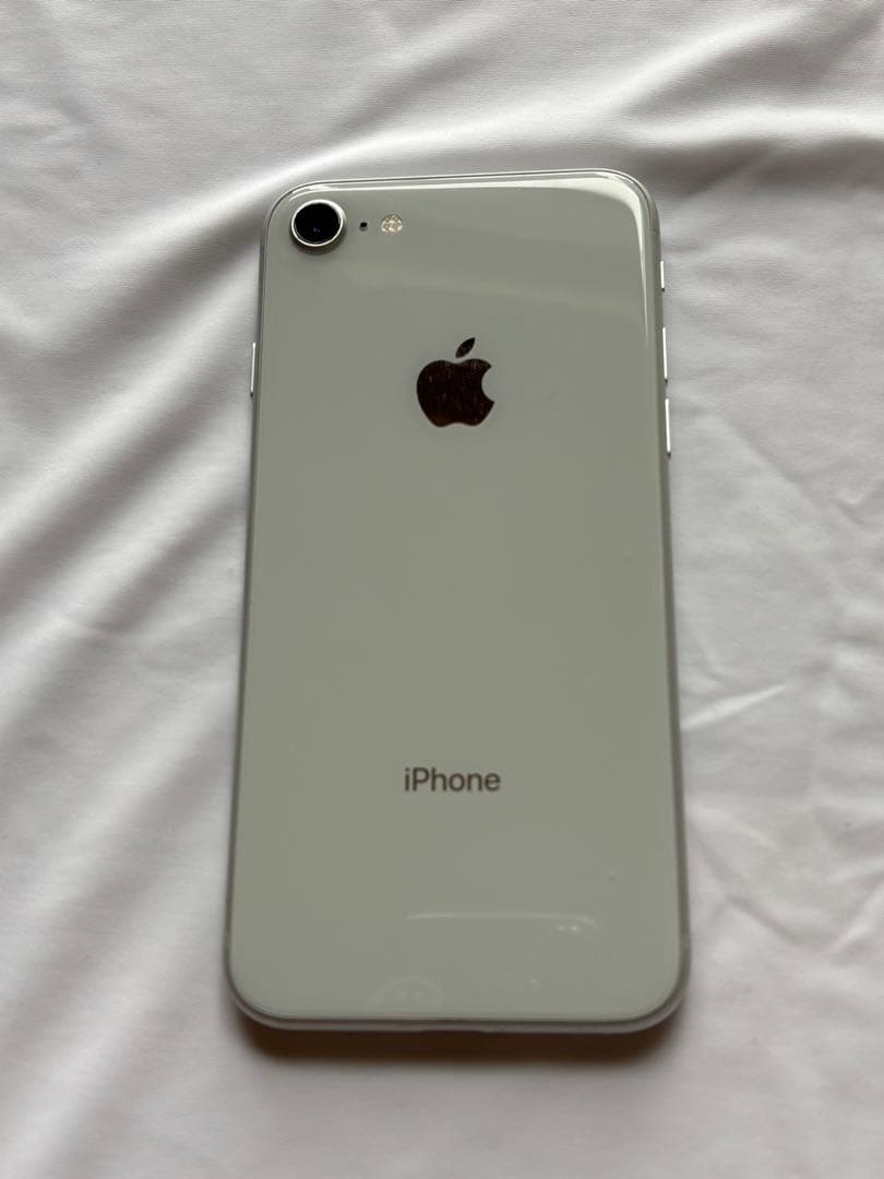 iPhone8 シルバー 64GB 本体