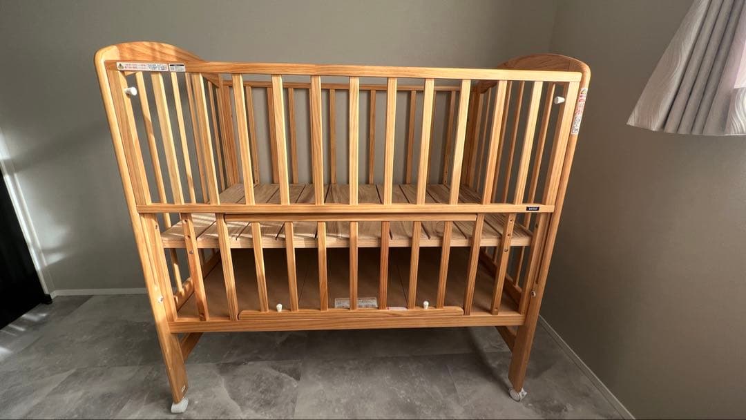 【直接お渡し】カトージ　ベビーベッド