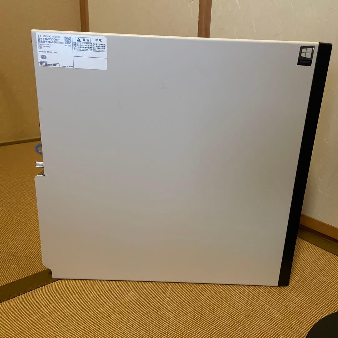 富士通デスクトップ Core i3-7100 /メモリ8GB /SSD128GB