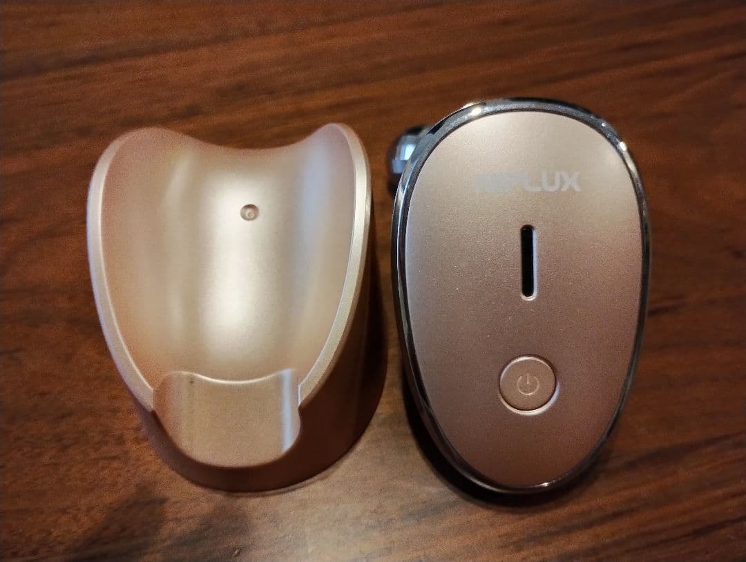 リラックス 美顔器 ゴールド