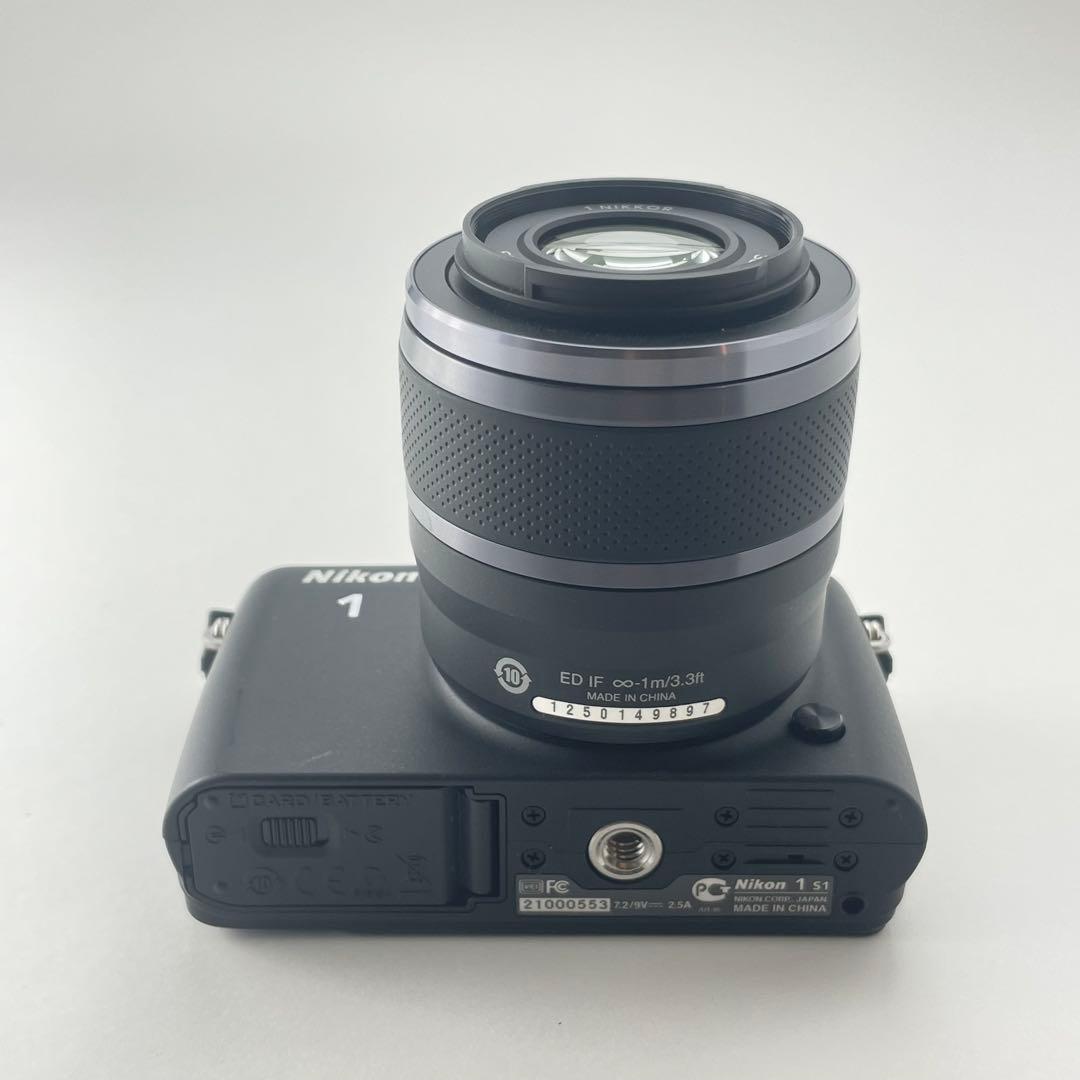 【美品・返品保証】Nikon1 S1ブラック 標準レンズキット
