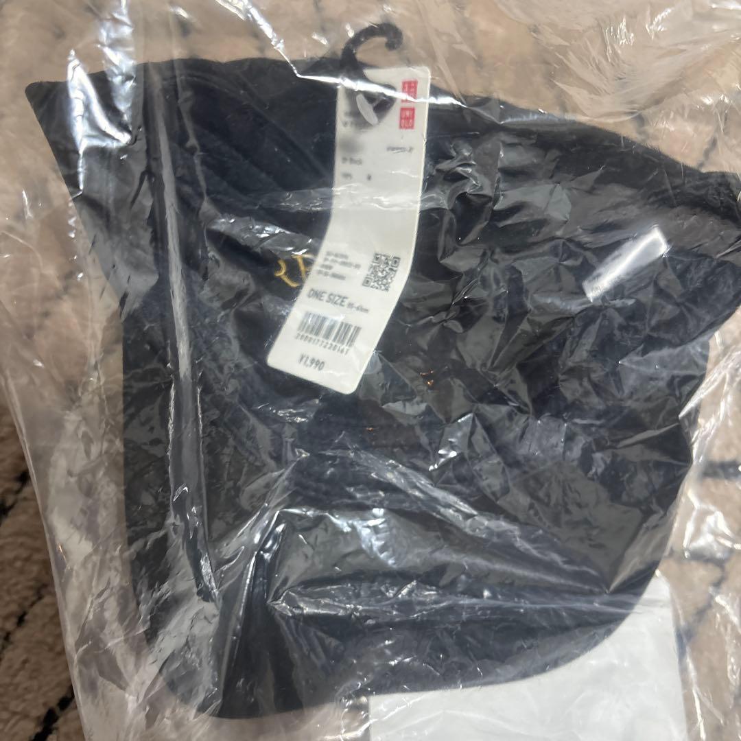 フェデラー　引退記念　キャップ　ユニクロ　UNIQLO