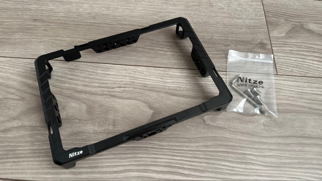 Nitze Cine 7 / Indie 7/702 Touch モニターケージ