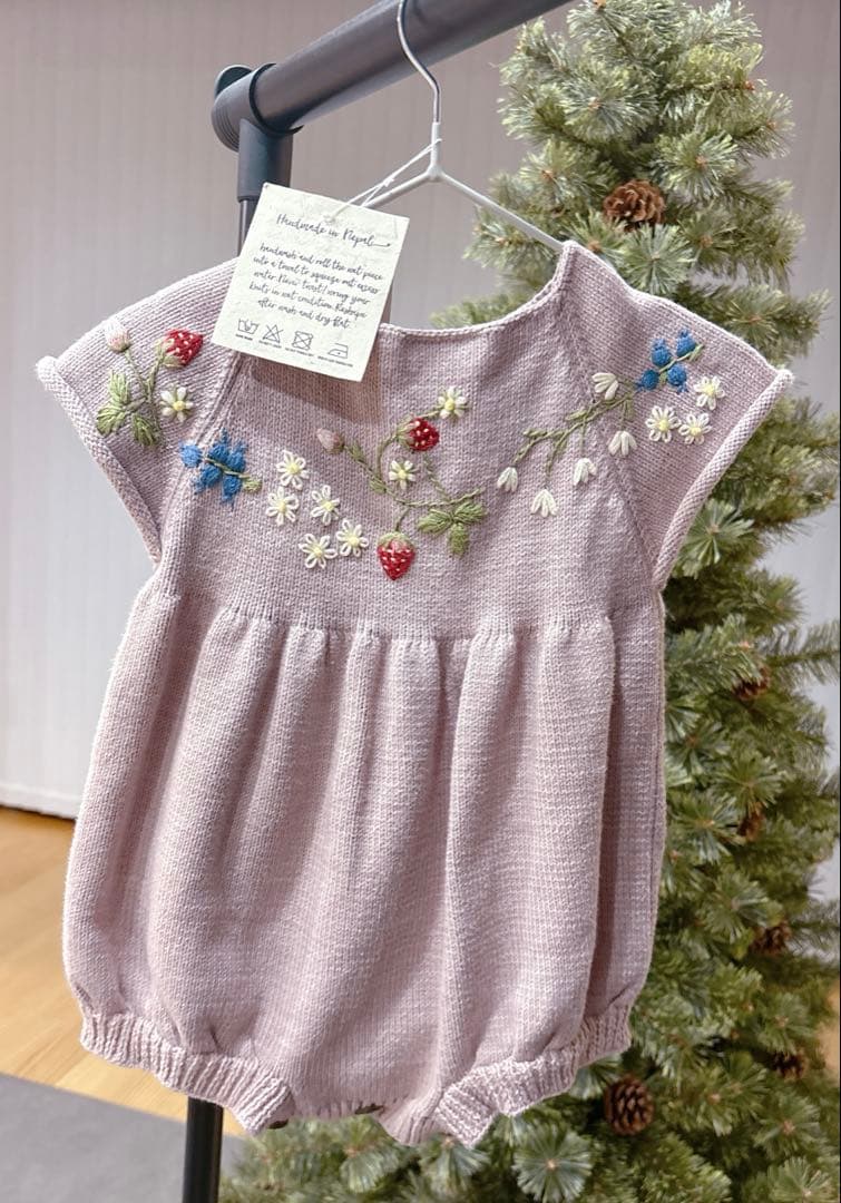 Shirley Bredal Strawberry ロンパース　いちご　刺繍