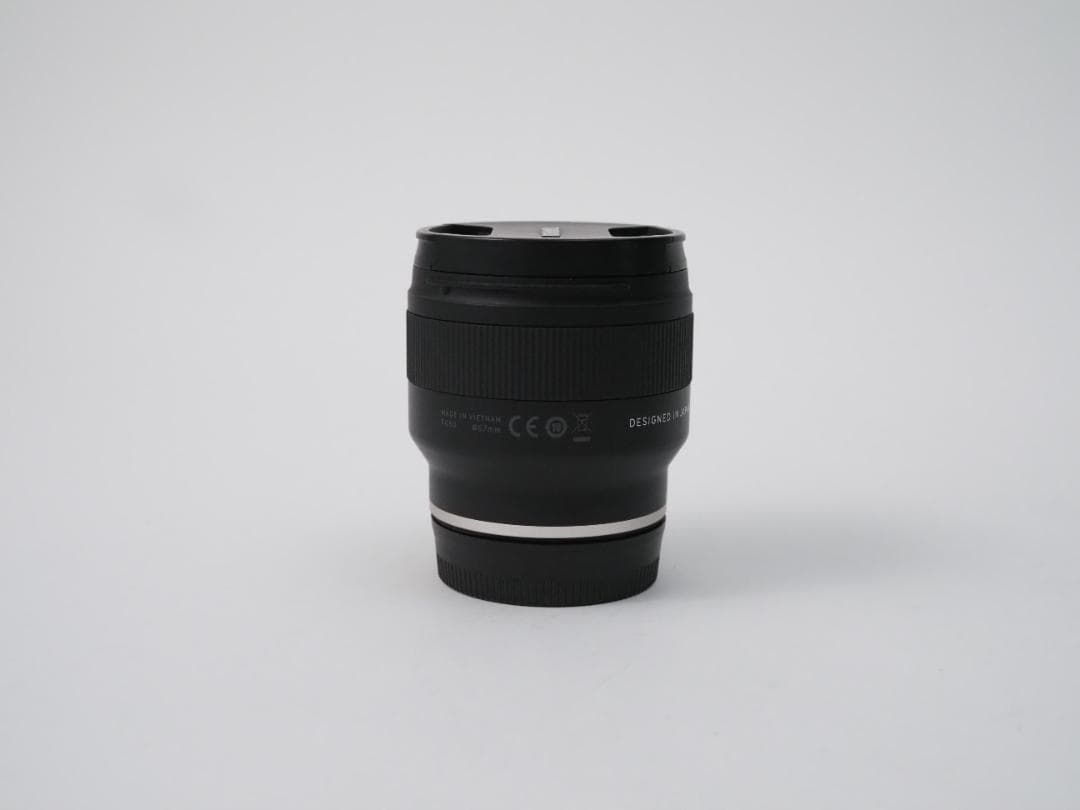 TAMRON 20mm F/2.8 Di III OSD M1:2 Eマウント