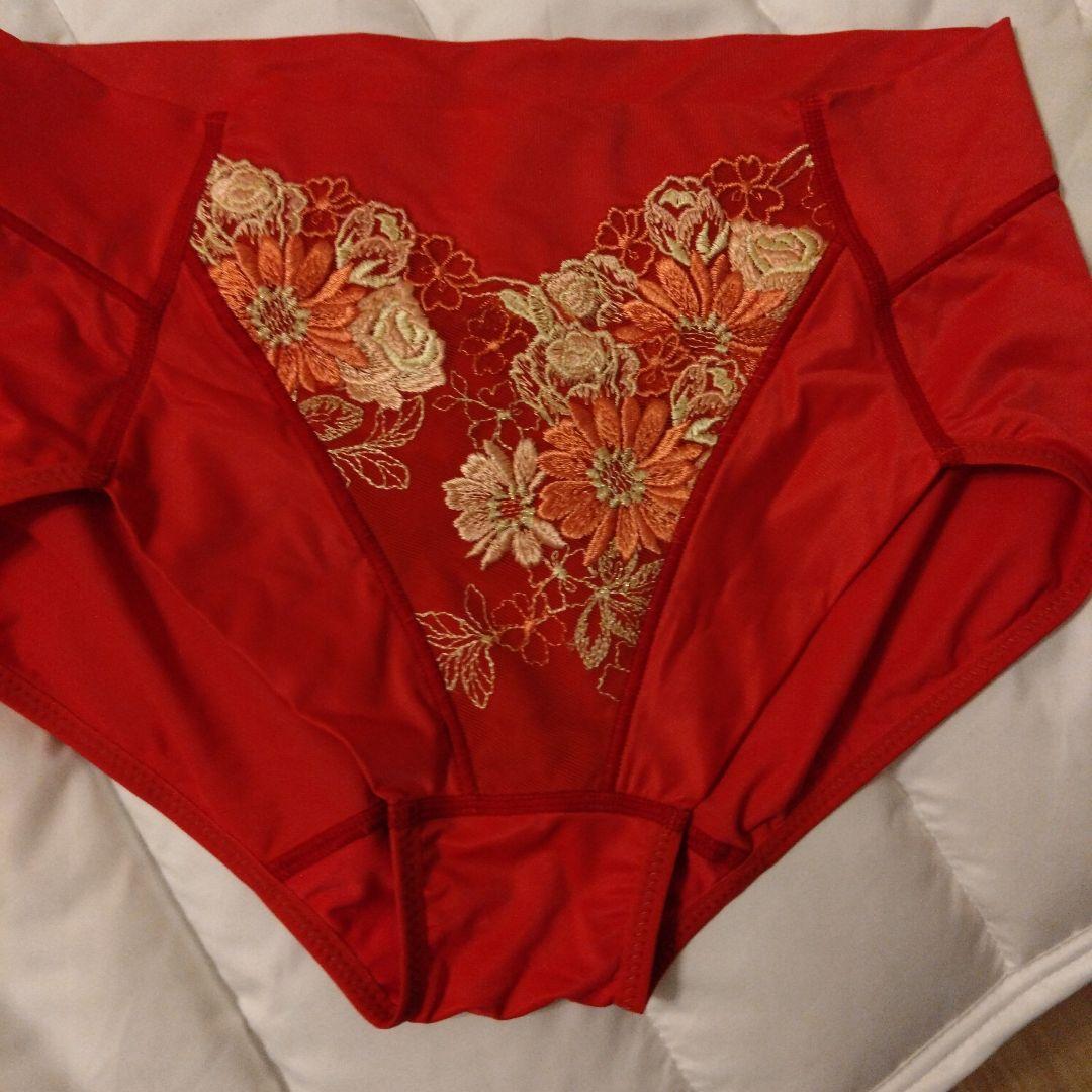 マルコ　モンマリエシェリル　L 3点