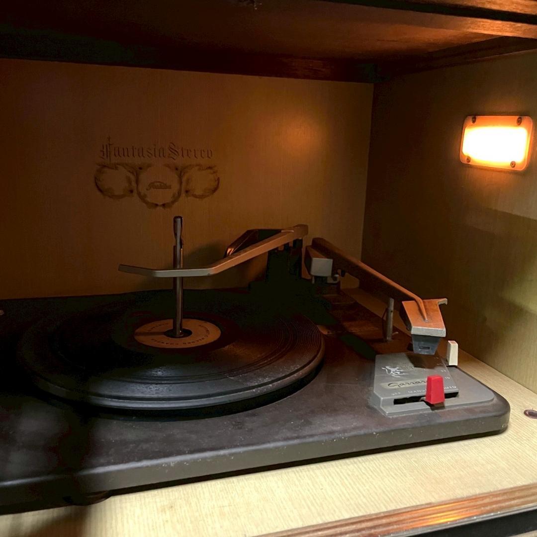 ヴィンテージ 東芝 大型真空管ラジオFS-4500 昭和レトロ 古道具