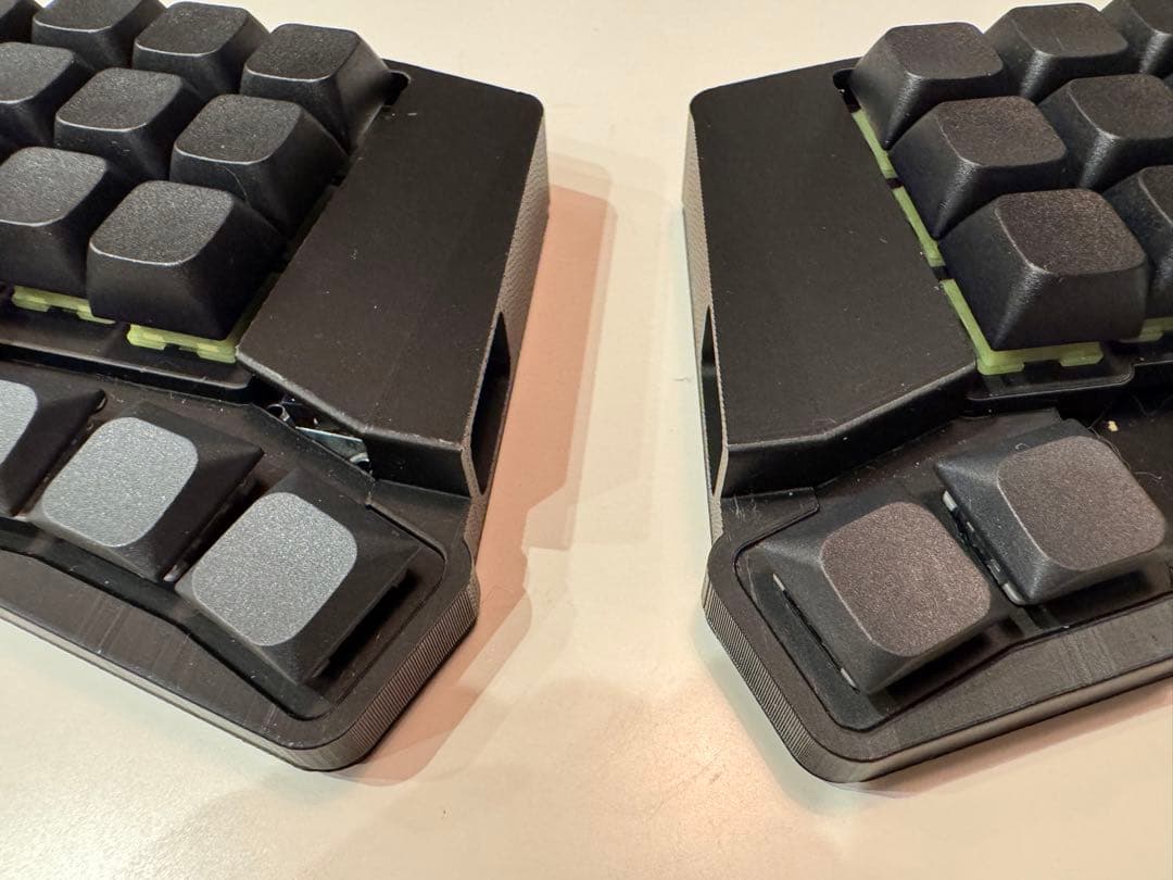 【新品】keyball44 左手ボール　ケースマウント　フルフェイス　黒