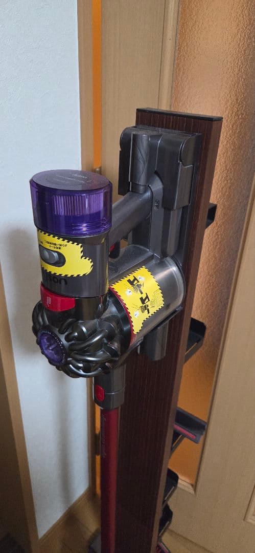 Dyson V8 Slim Fluffy (SV10K系) +スタ ンド付き