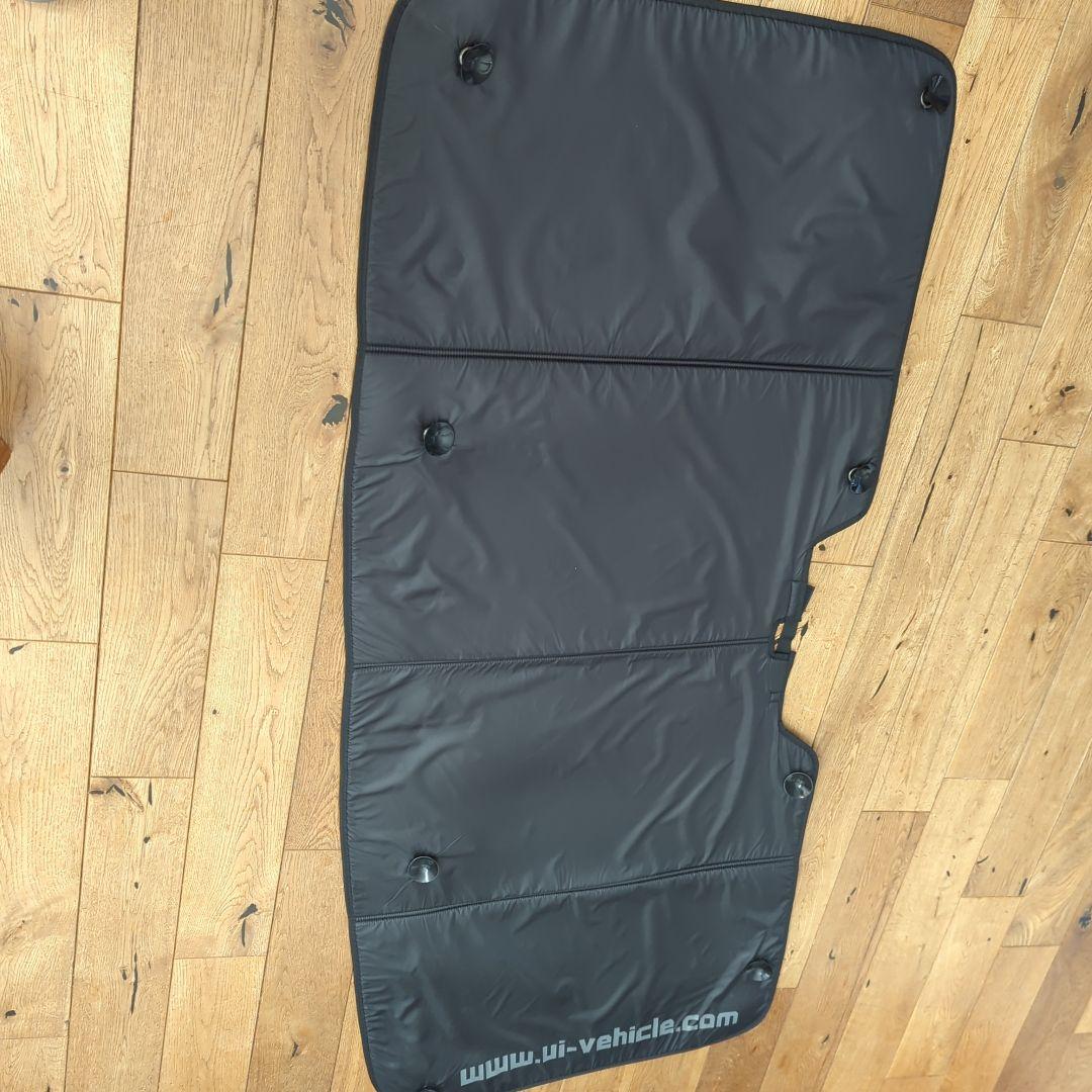 ユーアイビークル ハイエース　遮光パッド　フロント,リアのフルセット