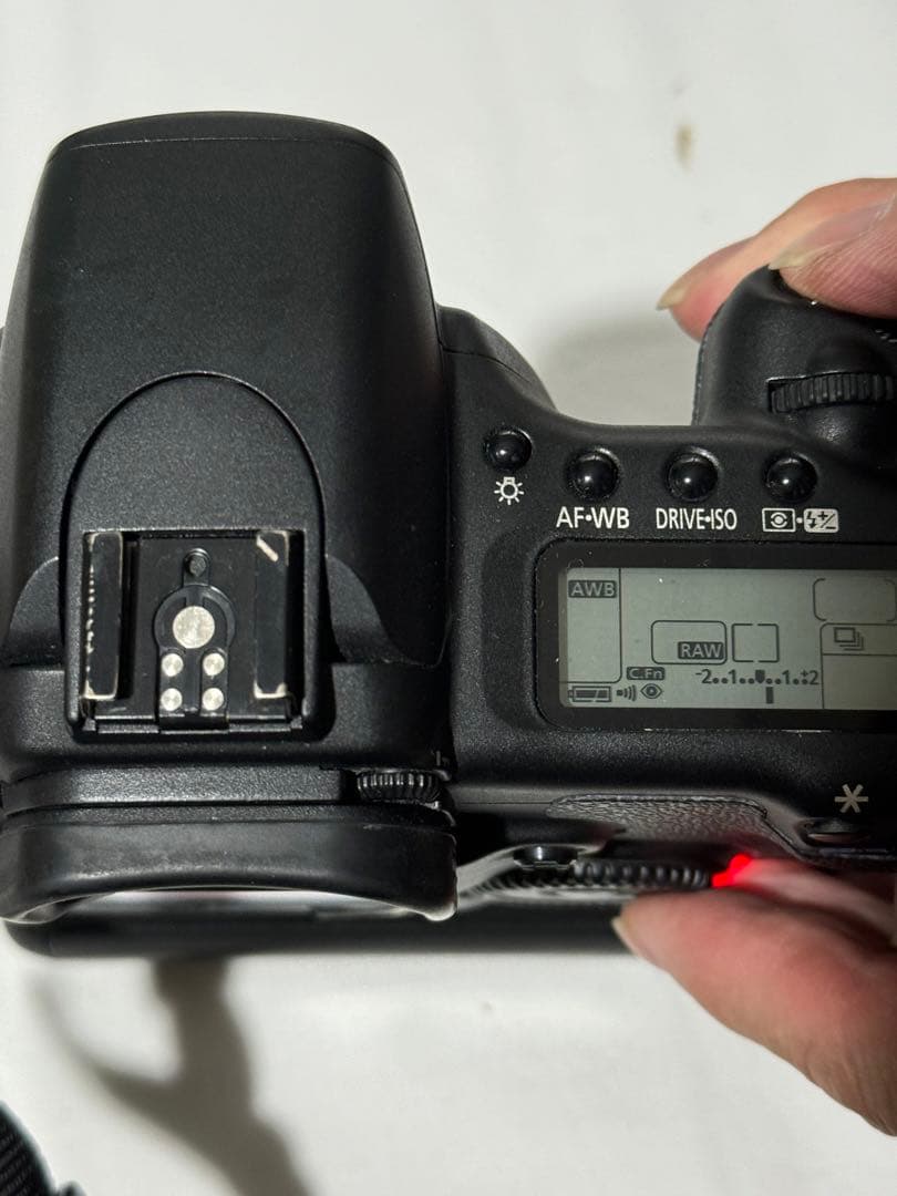 デジタルカメラ CANON EOS20D BATTERY GRIP BG-E2