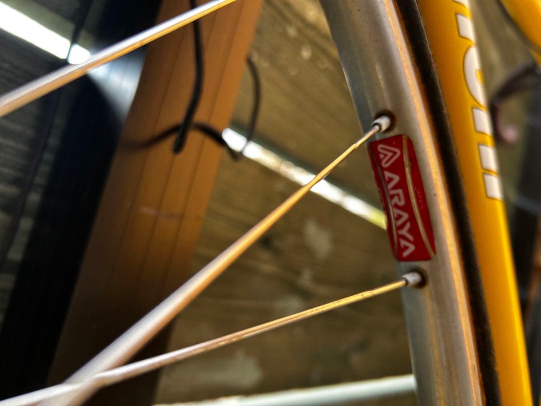 ビアンキピスタ　希少カラー　イエローピストバイク