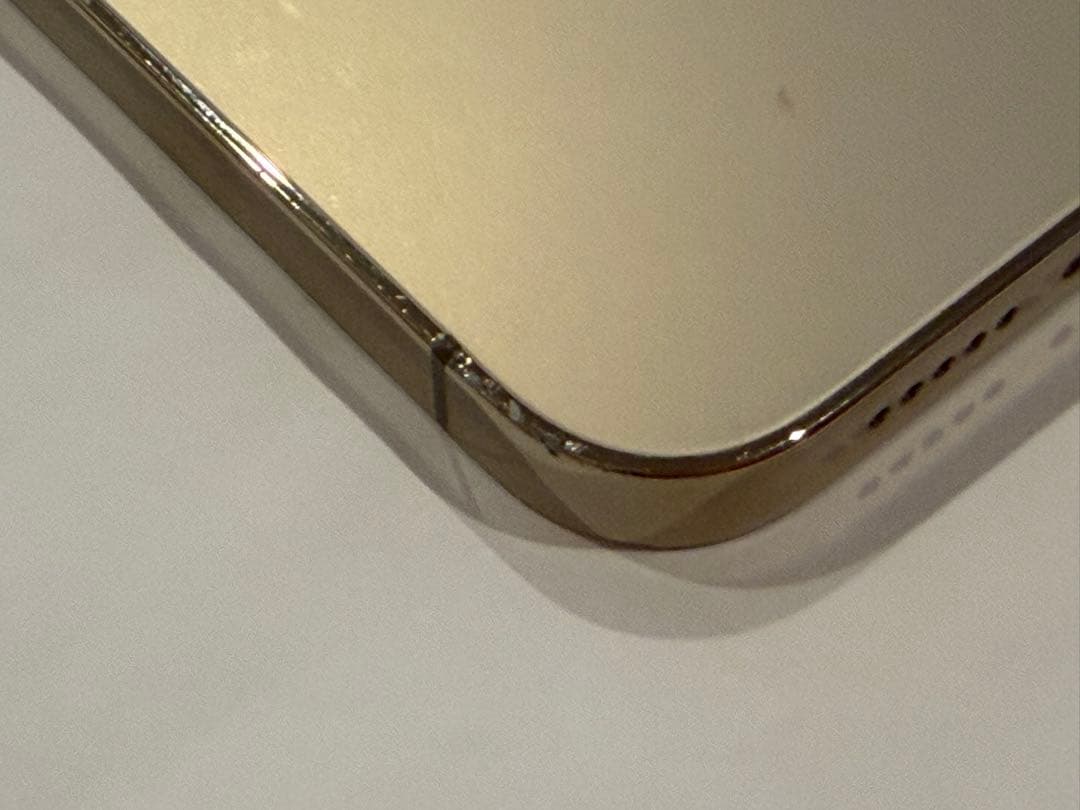 【MagSafe充電可】iPhone 13 Pro 128GB ゴールド 本体