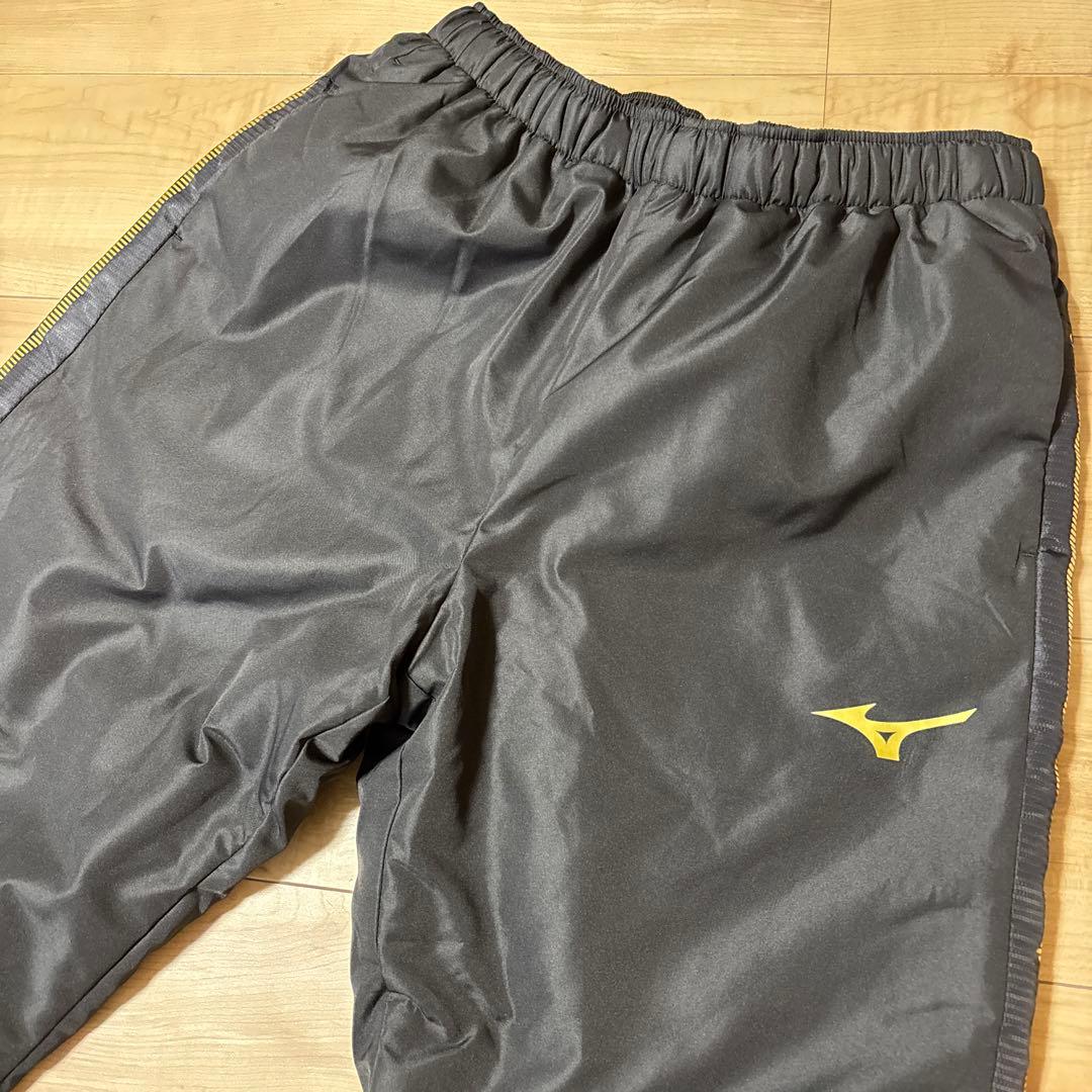 新品　ミズノ　メンズ　ブレスサーモ　ウィンドブレーカージャケットパンツ上下
