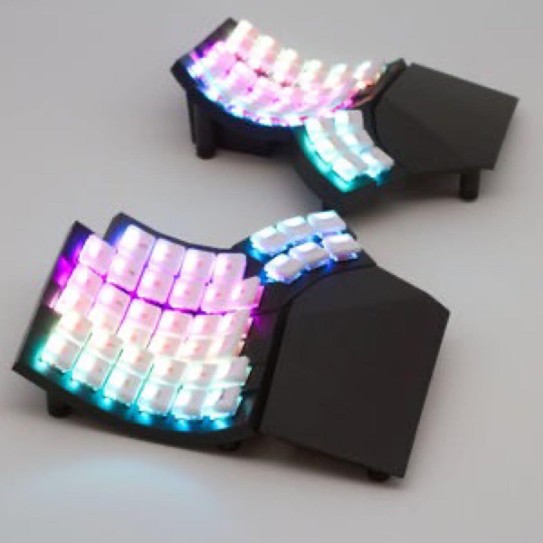 キーボード MoErgo Glove80