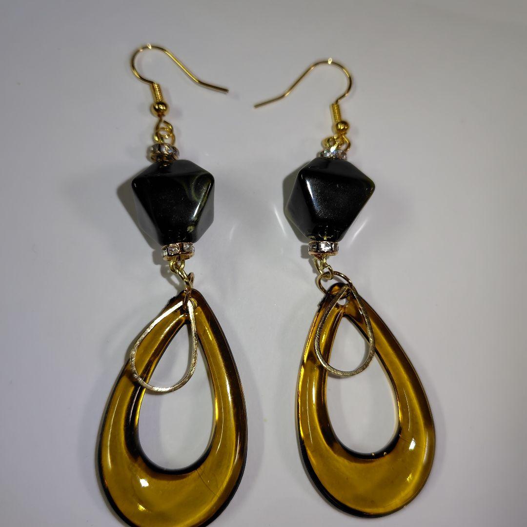 ハンドメイド ピアス 金色と茶色