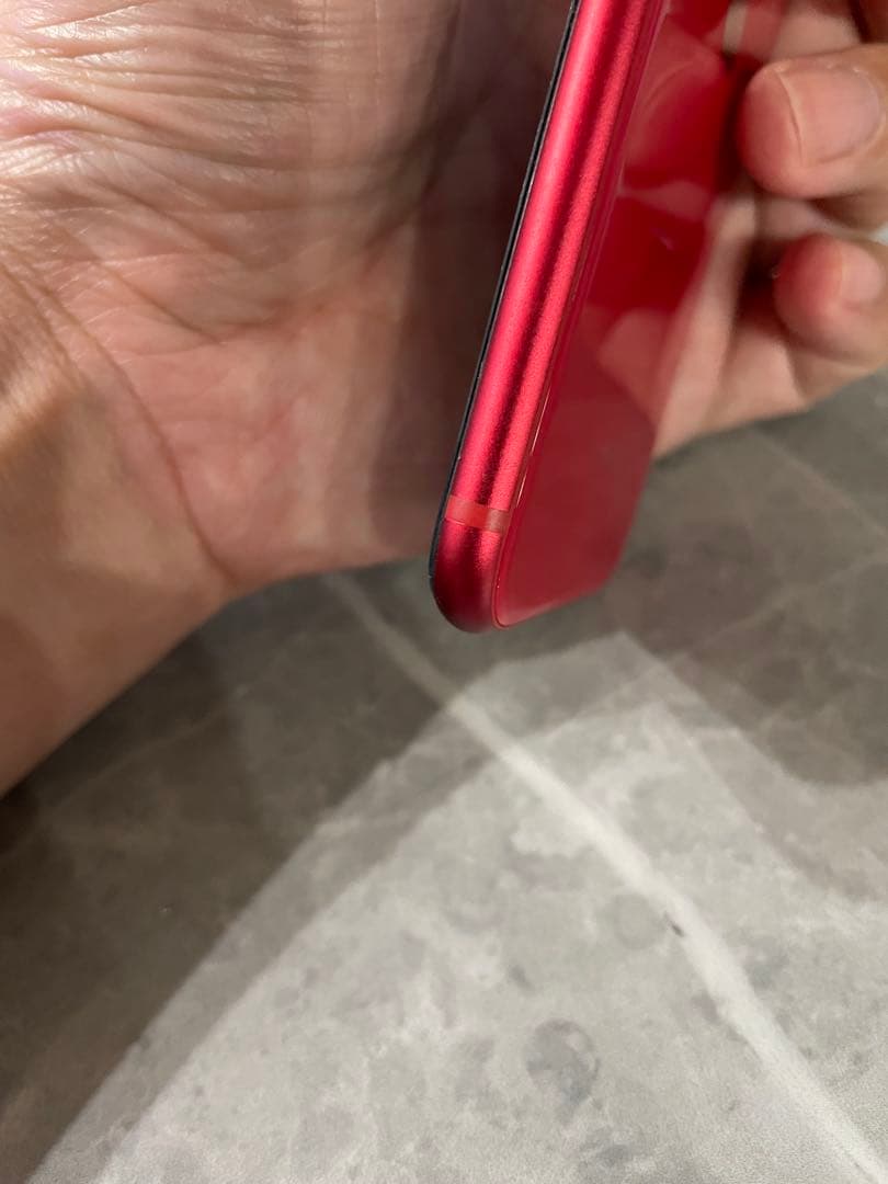 iPhone SE (第2世代) 赤 SIMフリー　美品☆早い者勝ち☆処分品☆