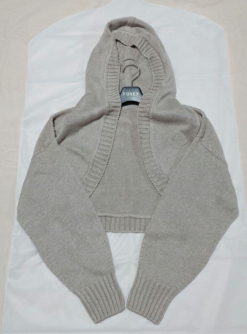 ご予約品です FOXEY BOUTIQUE Cardigan 【Loren】F