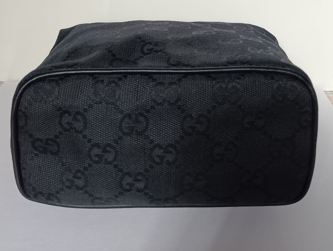 GUCCIアクセサリーポーチGGキャンパスミニバッグブラック