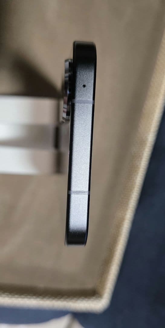 POCO F7 512GB ブラック国内版[美品] ケース、フィルム付属