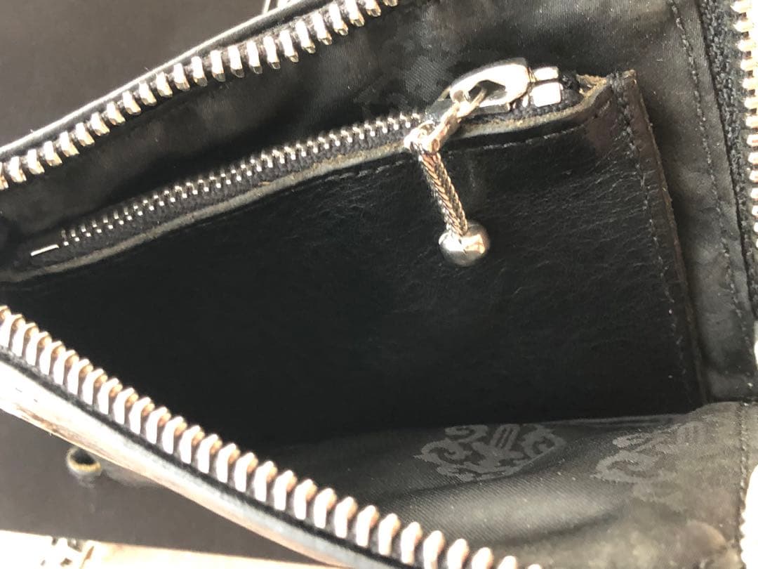 クロムハーツ タイニー ZIP 1セメタリークロスパッチ ウォレット