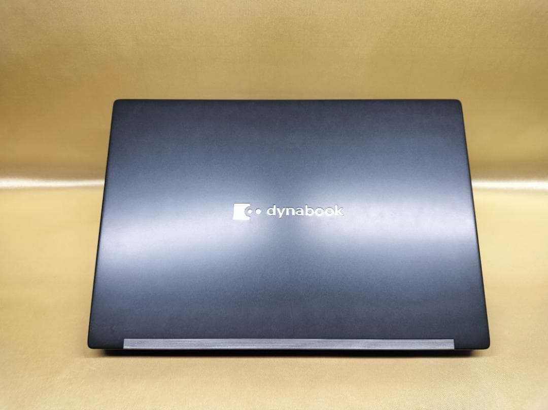 東芝　Dynabook G83/KW　高性能　2023年モデル(K-199)