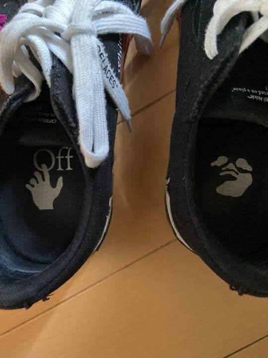 off-white/オフホワイト　スニーカー