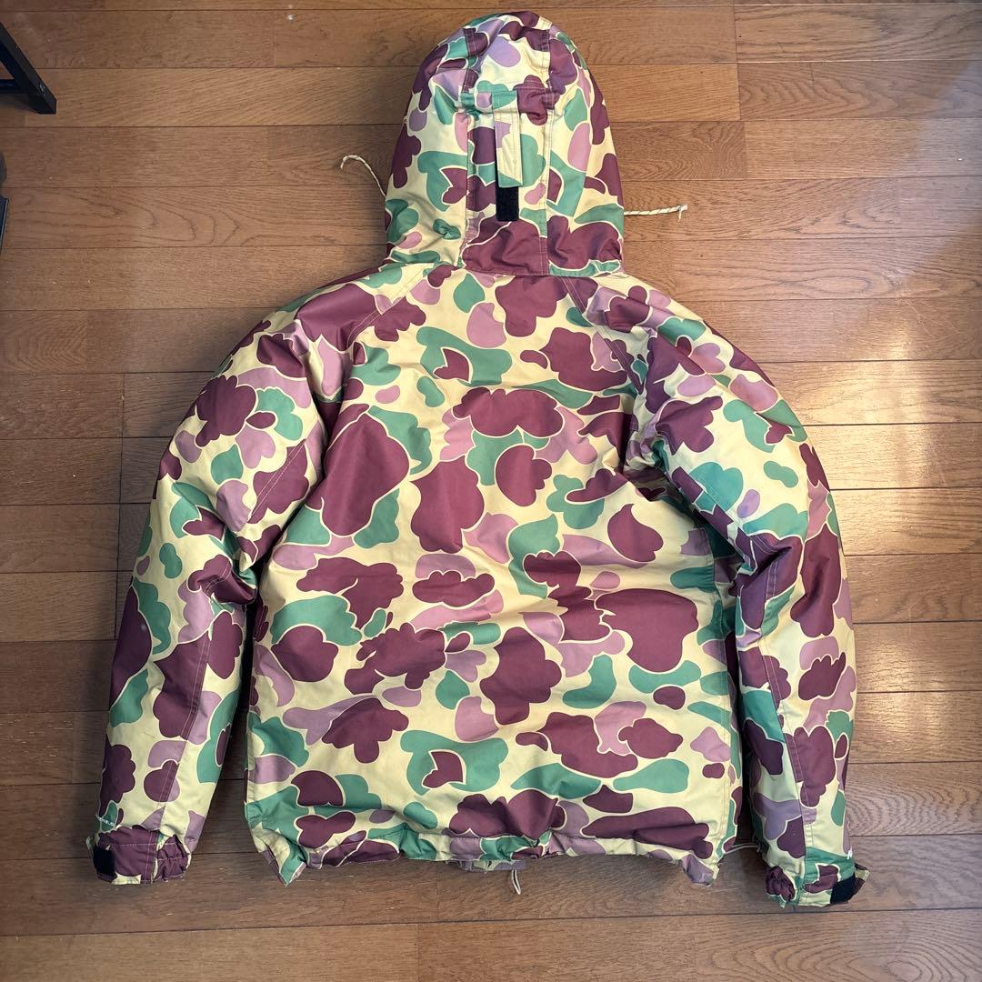 Columbia カモフラージュ ダウンジャケット Mサイズ