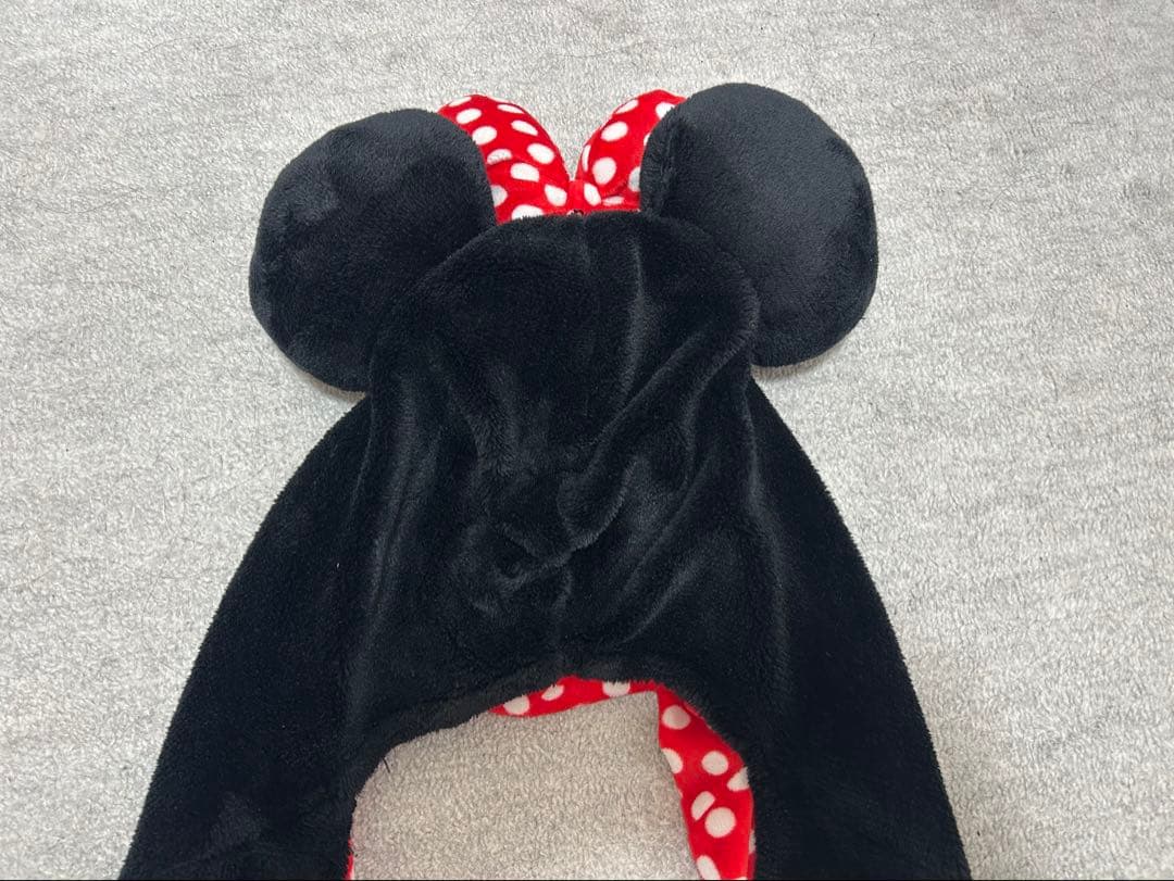 ミニーマウス耳付きマフラーキャップ