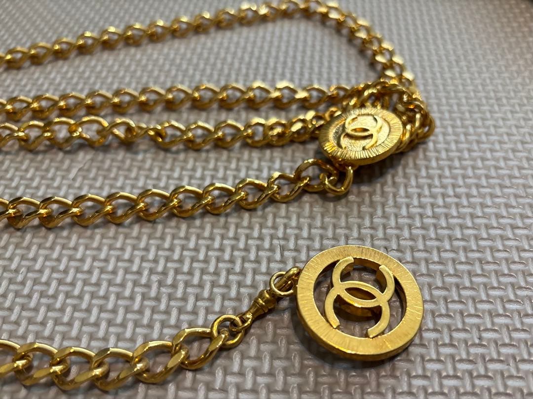 CHANEL ゴールド 3連チェーンベルト