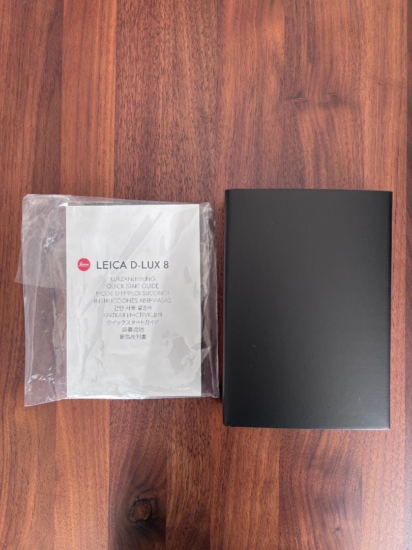 極美品【Leica】D-LUX8 & 純正オートレンズキャップ付き
