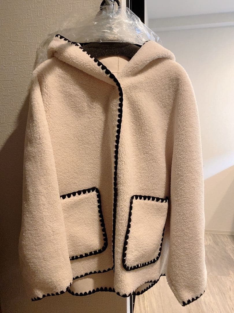 LIten♡Scallop Boa Hoodie ♡Ivory