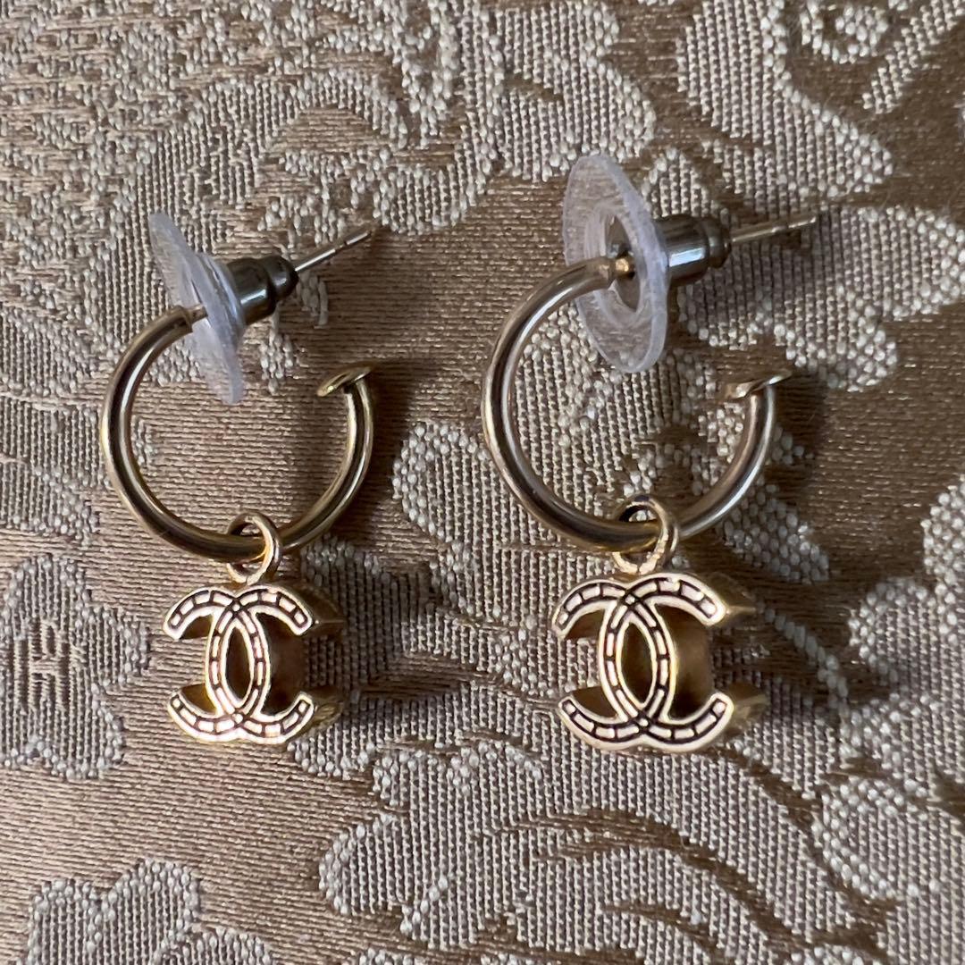 CHANEL ピアス フープピアス ヴィンテージ シャネル CCピアス ゴールド