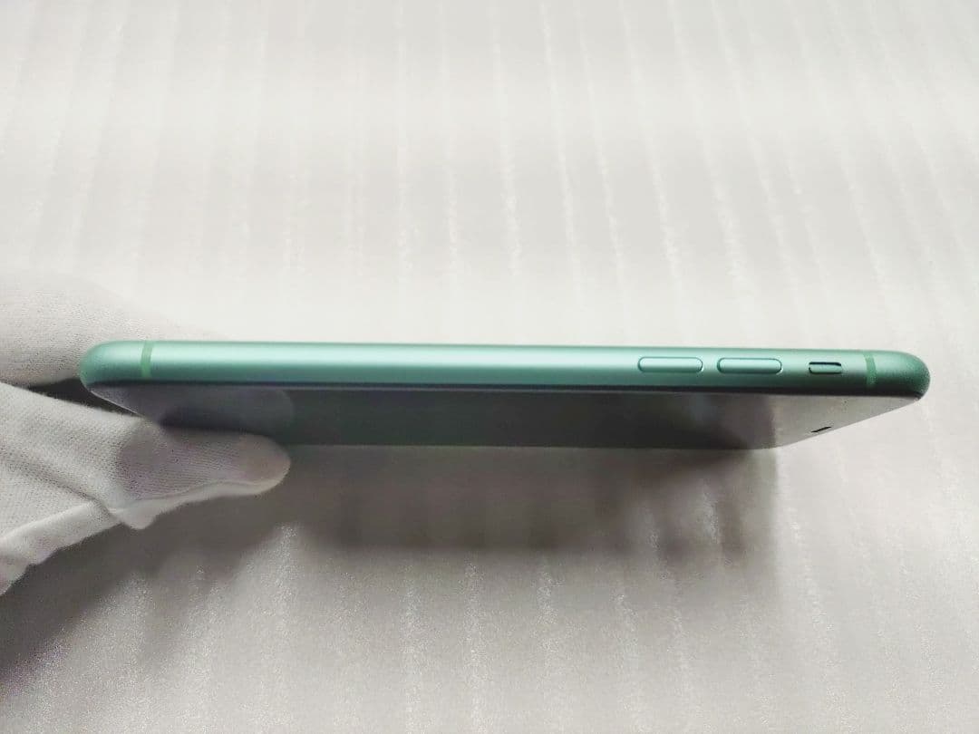 4-376 iPhone11 128GB　本体　バッテリー88% グリーン