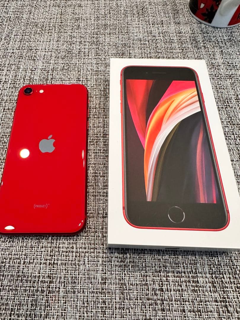 Apple iPhone SE (第2世代) 赤128GB