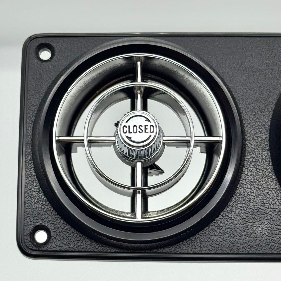 【超美品】観光バスエアコン吹き出し口　新型ジムニー取付交換セット64102524