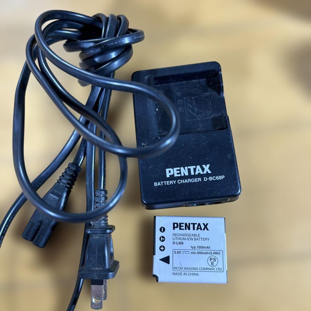 PENTAX Q7【中古品】充電器バッテリーデジタル一眼レフ レンズ3本付き