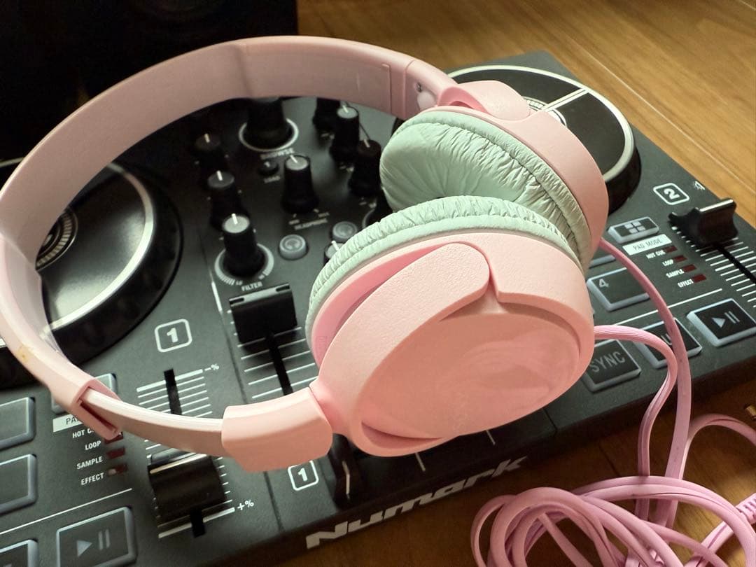 全糖の少女【美品】 Numark Party Mix DJコントローラー