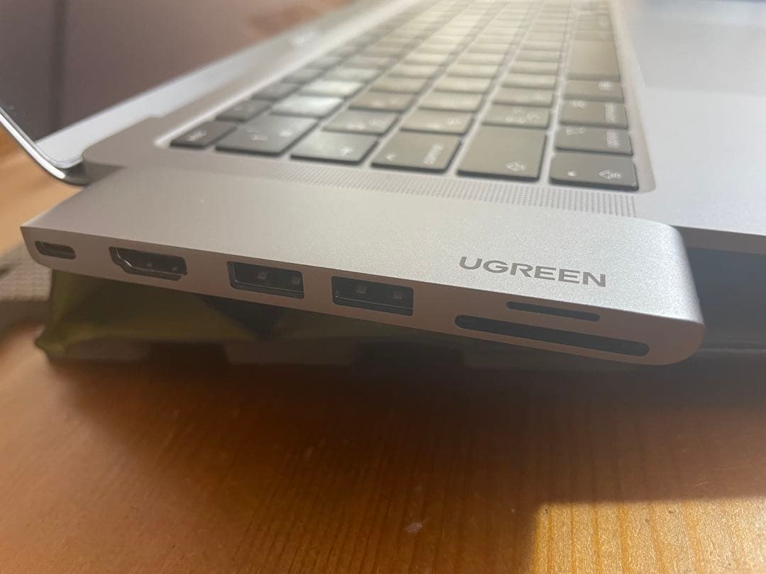 早い者勝ち　MacBook Air M1 メモリ8G