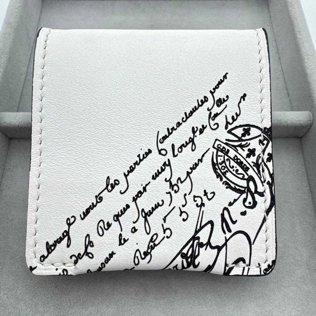 【箱付き】Berluti ケース　ホワイト　ロゴ　レザー　美品