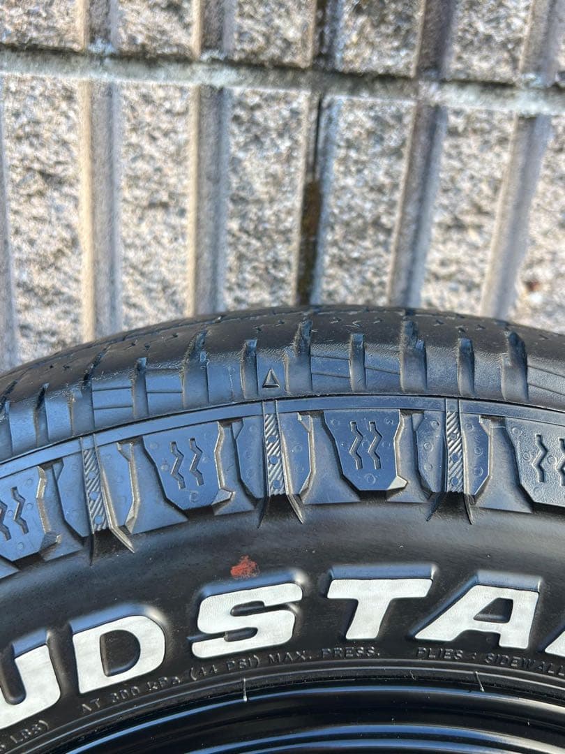 あ*)様 マッドスター ラジアル A/T 195/65R15 タイヤ4本　ホイー