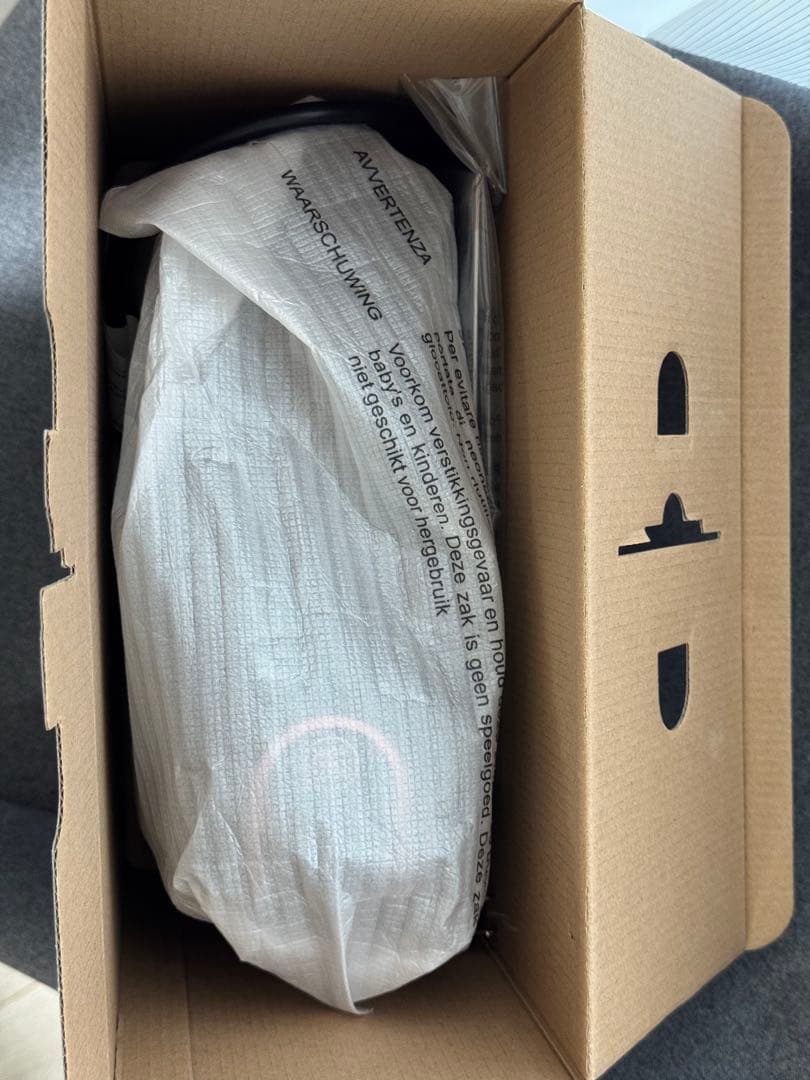 Nescafe Dolce Gusto GENIO S コーヒーメーカー