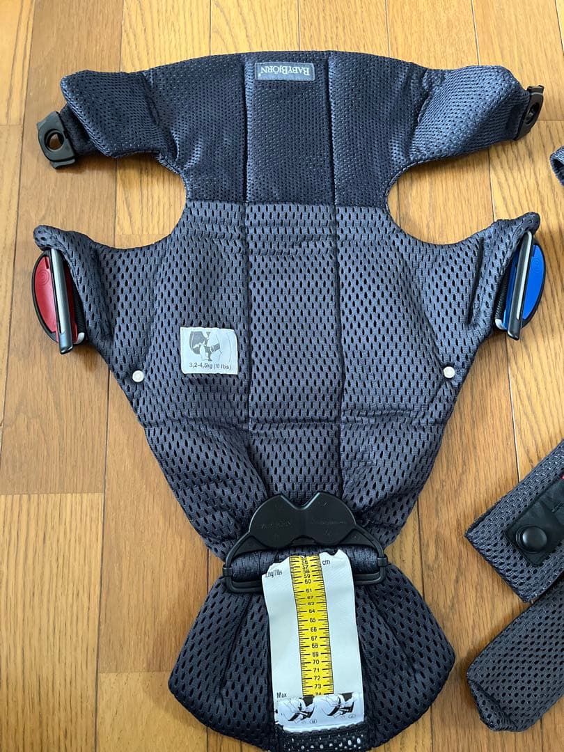 ほぼ未使用！BABYBJÖRN ベビーキャリア MINI エアリーメッシュ