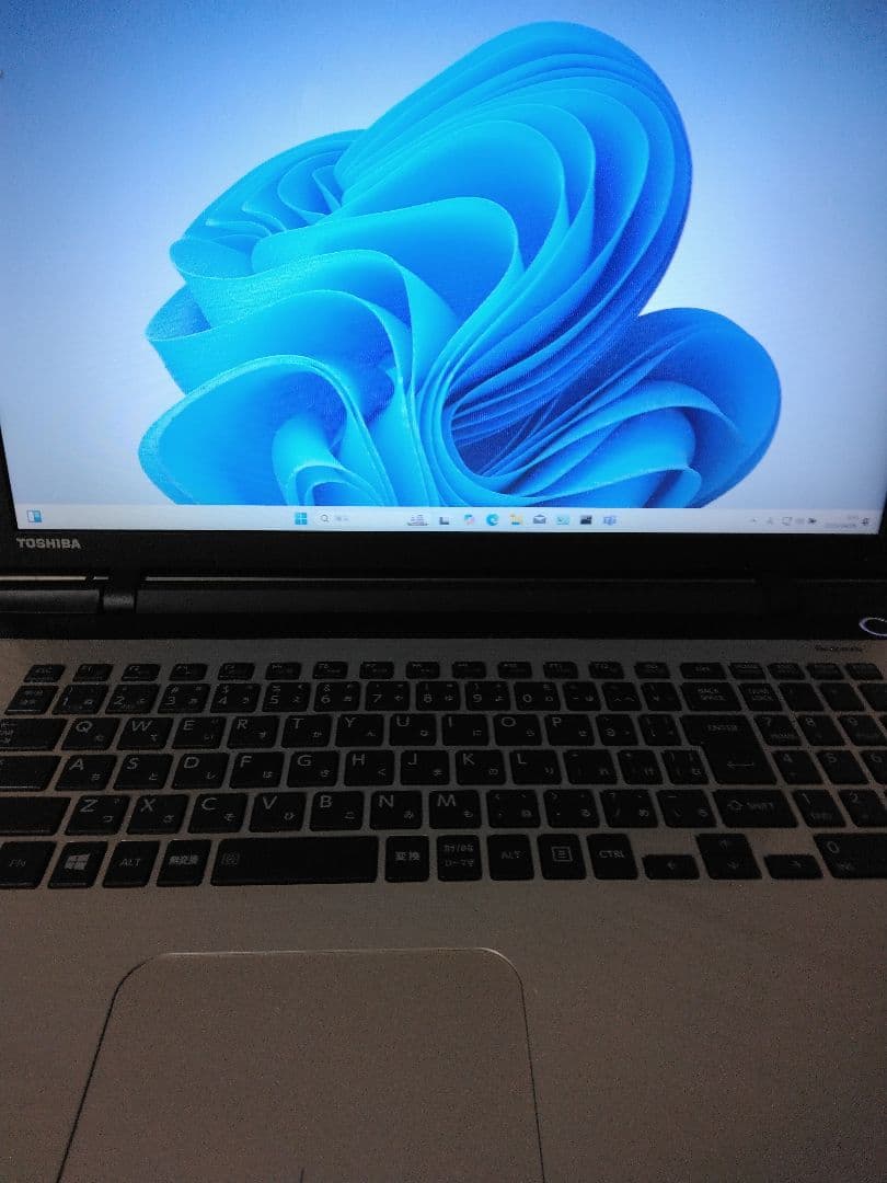 光沢仕様大画面17.3 東芝 dynabook EX 中古美品