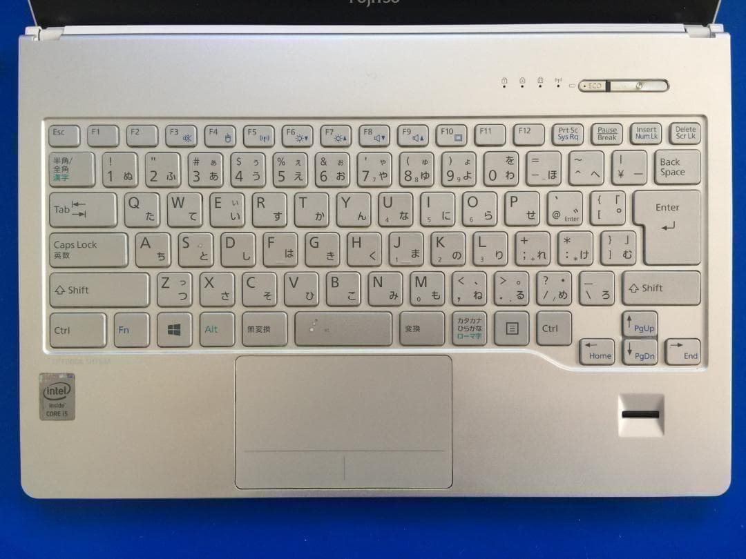 富士通 SH75/M 13.3型高解像度TFT　軽量・コンパクトノート