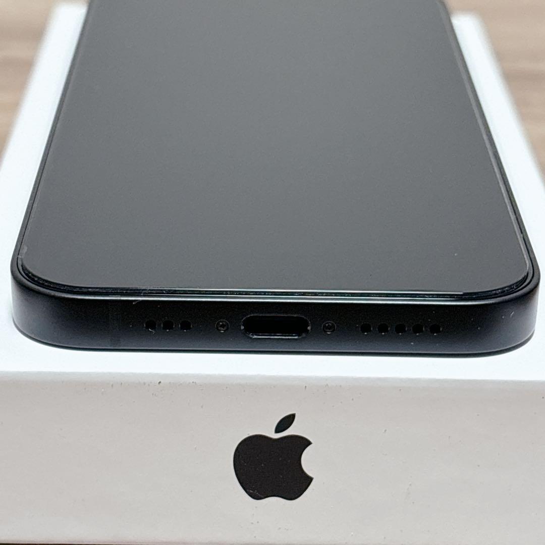 SIMフリー Apple iPhone 16e ブラック フィルム ケース付き