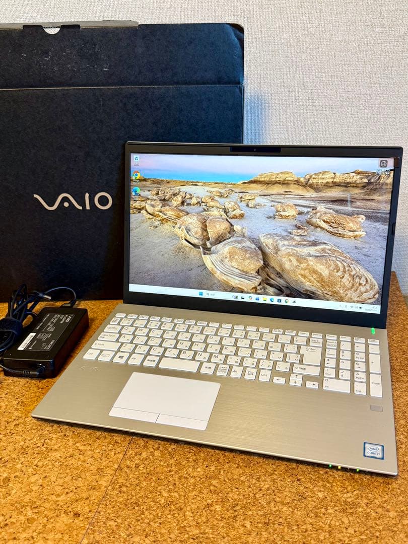 【液晶新品】VAIO S15 VJS154C11N Corei7メモリ16GB