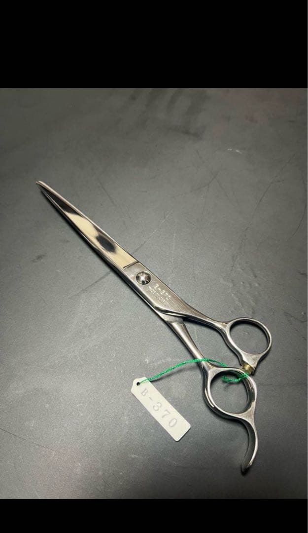 理美容シザー ハサミ　仕上げ　右利き 中古美品　ARTEC アーテック　光