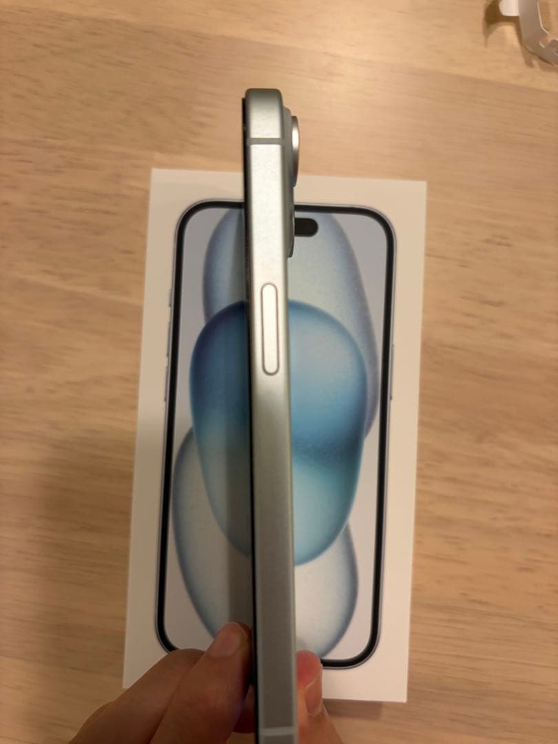 iPhone 15 256GB ブルー